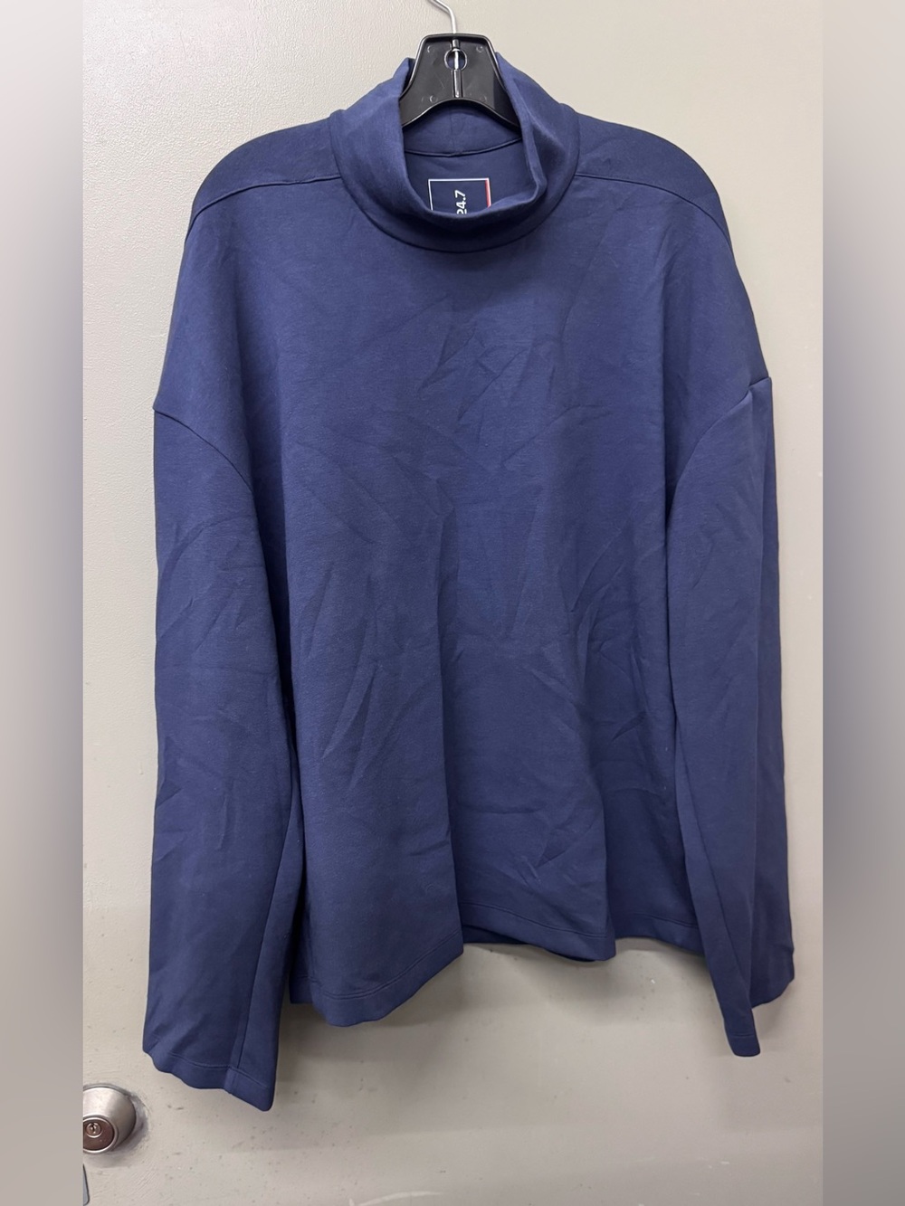 NWOT Nike 24.7 ImpossiblySoft Men's Navy Blue Dri-FIT Turtleneck size L